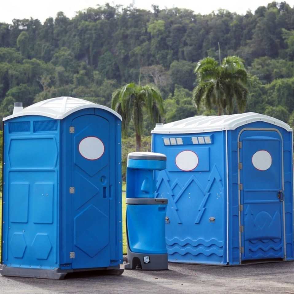 Deluxe Portable Toilets for Rental in Tacoma